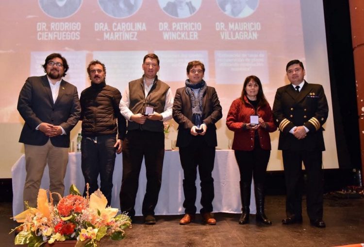 Investigadores de CIGIDEN participan en seminario sobre borde costero y cambio climático en Coronel