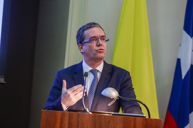Seminario internacional 2019: resiliencia de sistemas críticos, política pública, costo político y económico de desastres