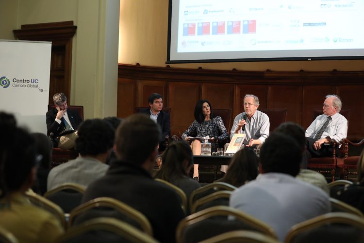 Seminario abordó desafíos del cambio climático y escenario chileno frente a la COP25