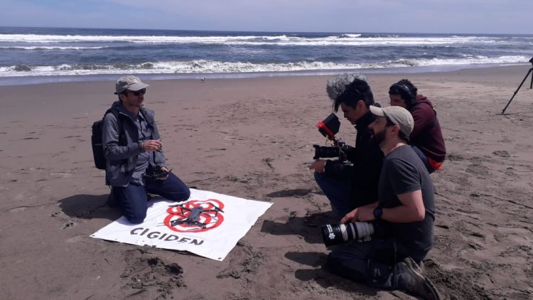 Serie documental de TV explora en la vida y trabajo científico de 10 investigadores en Chile