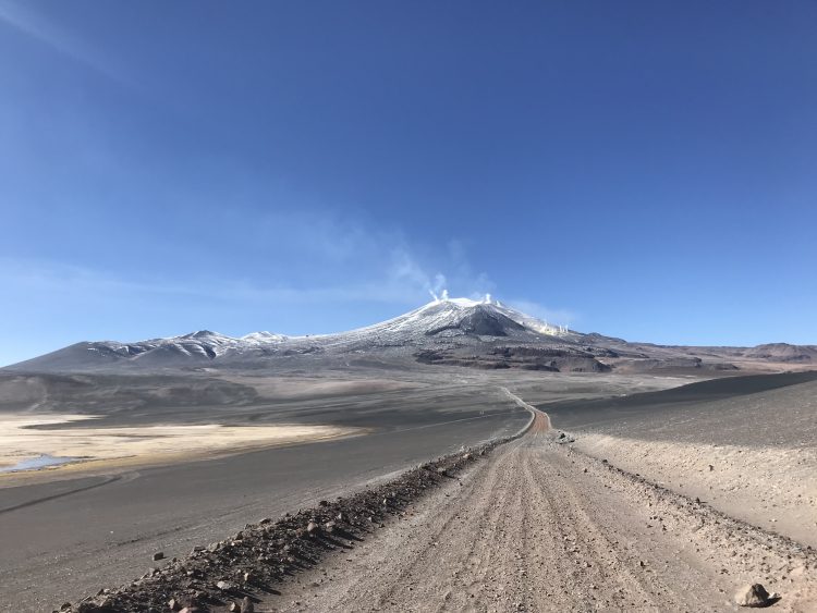 Conversatorio CIGIDEN – Cheklar: “Lanzamiento de plataforma de monitoreo volcánico satelital” VOLCANOMS