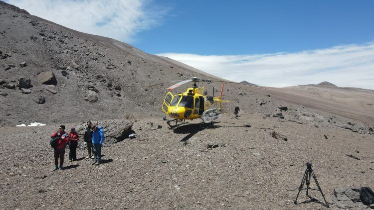Científicos realizan sobrevuelo para estudiar las multiamenazas en la cuenca del Río Maipo