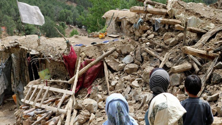 El contexto geotectónico y el tipo de construcción en Afganistán explica por qué un terremoto 5.9 es tan destructivo