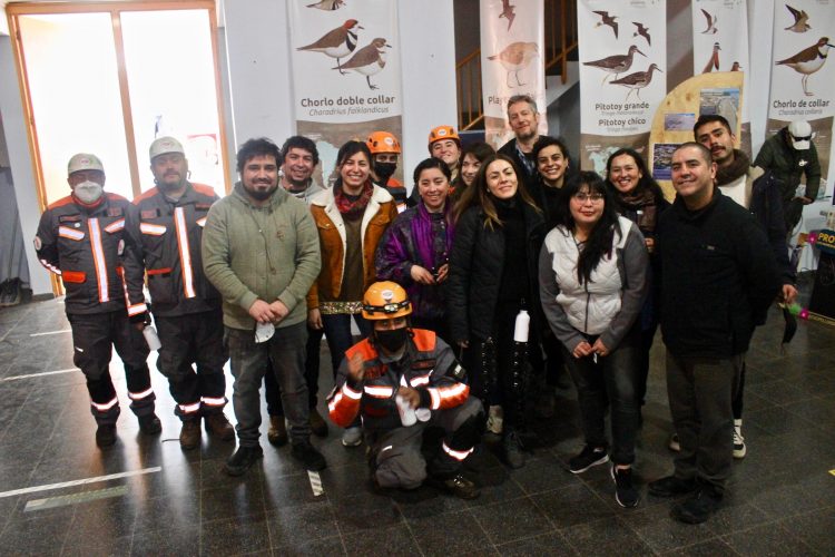 Feria sobre riesgos y ecosistemas costeros en Constitución reúne a más de 200 estudiantes