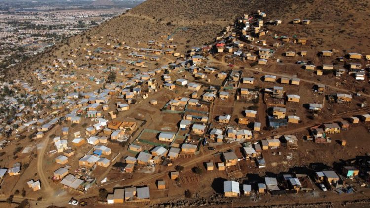 Estudio elaborado por TECHO Chile y CIGIDEN revela que el 93% de los campamentos está expuesto a amenazas de origen natural