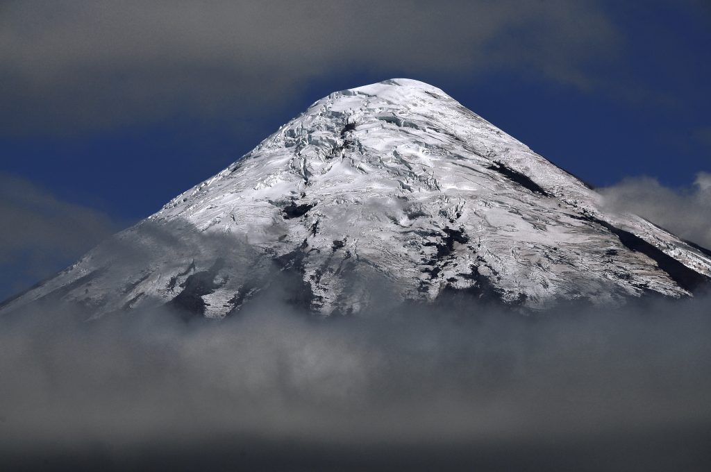 CRUCE DE LAGOS VOLCAN OSORNO 2009XR©MARINCIG