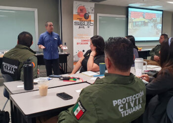 Investigador CIGIDEN Rodrigo Ramírez lidera talleres sobre Diseño para la Gestión de Emergencias en evento transfronterizo en México