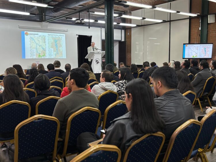 Conferencia Ciudades Resilientes: Un punto de encuentro para la academia, sociedad civil y tomadores de decisiones